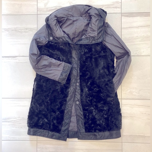 ‘S MaxMara Reversible Fur Coat - Picture 3 of 4